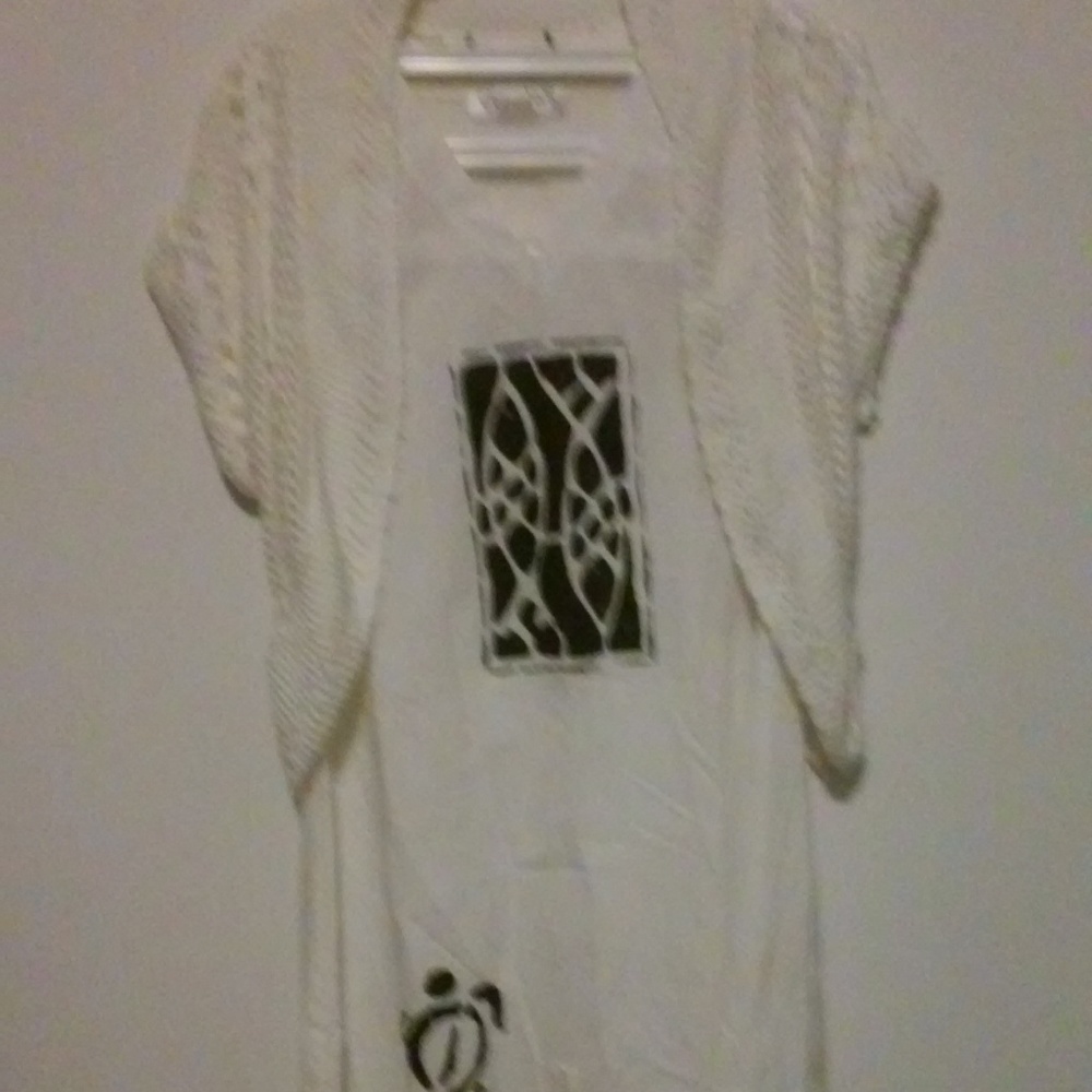 CrazyFish Design Women White Casual Cotton Shawl M